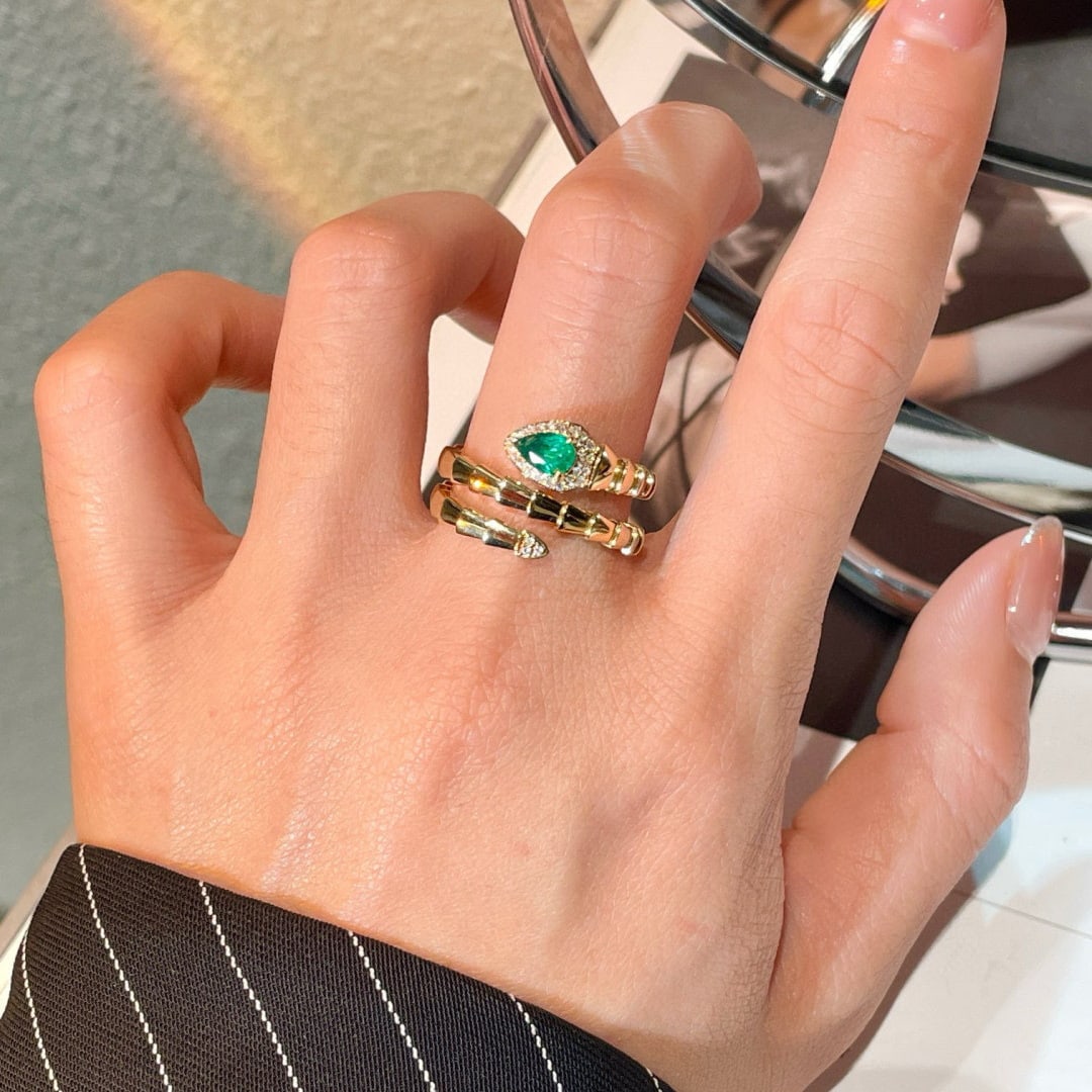 14k Gold 0.4 Ct Natural Emerald & Diamond Ring - 7