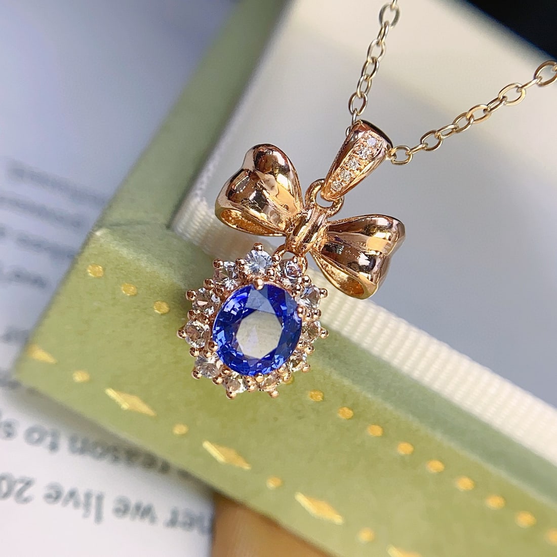 14k Gold 1.20 Ct Natural Sapphire & Diamond & Sapphire Pendant( Without Chain ): Ref:231072371 // gold content:14k gold // main gemstone:sapphire // shape:oval // carat weight:1. 20ct // color:blue // treatment:natural // // adjacent gemstone 2 : diamond // number of stones:3 //