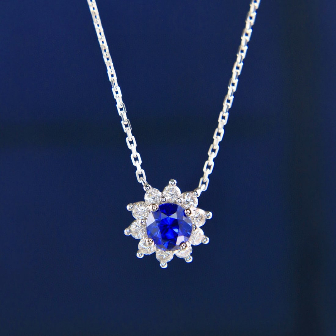 14k Gold 1.21 Ctw Natural Sapphire & Diamond Necklace: Ref:231072372 // gold content:14k gold // main gemstone:sapphire // shape:round // carat weight:0. 9ct // color:royal blue // treatment:natural // cut grade:g // // adjacent gemstone 2 : diamond //