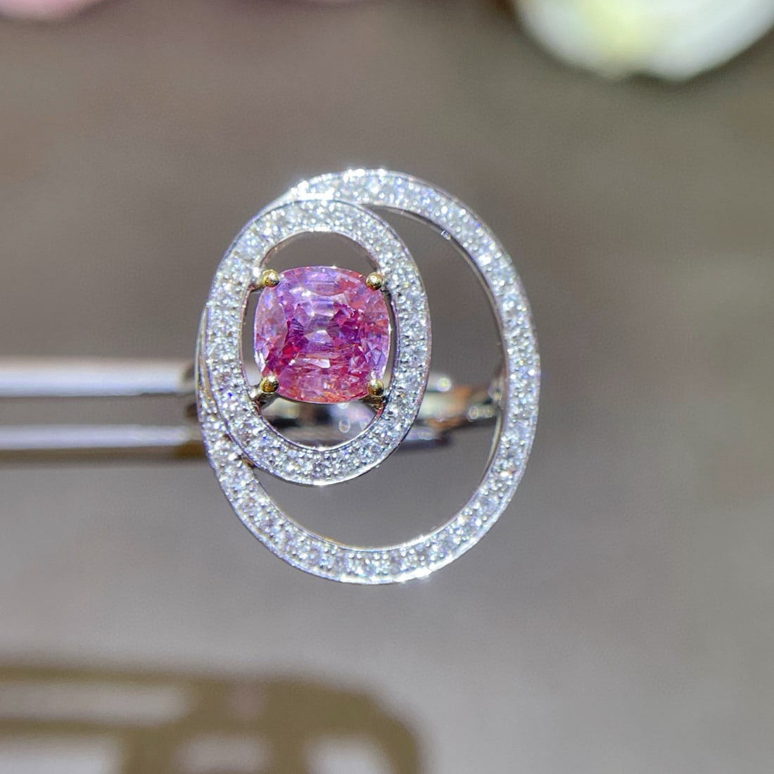 14k Gold 2.19 Ctw Natural Sapphire & Diamond Ring: Ref:231072380 // gold content:14k gold // ring size:7. 25us // // main gemstone:sapphire // shape:cushion // carat weight:1. 77ct // color:pink // treatment:natural // // adjacent gemstone 2 :