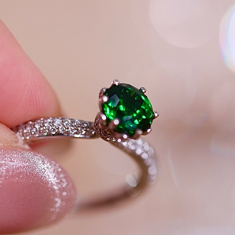 14k Gold 1.99 Ctw Natural Tsavorite & Diamond Ring: Ref:231072386 // gold content:14k gold // ring size:7. 25us // // main gemstone:tsavorite // shape:round // carat weight:1. 48ct // color:green // treatment:natural // cut grade:g // // adjacent