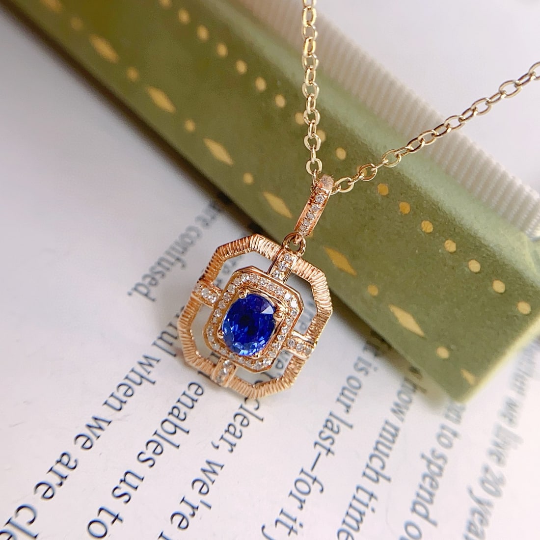 14k Gold 0.55 Ct Natural Sapphire & Diamond Pendant( Without Chain ): Ref:231072396 // gold content:14k gold // main gemstone:sapphire // shape:oval // carat weight:0. 55ct // color:blue // treatment:natural // // adjacent gemstone 2 : diamond // number of stones:49 //