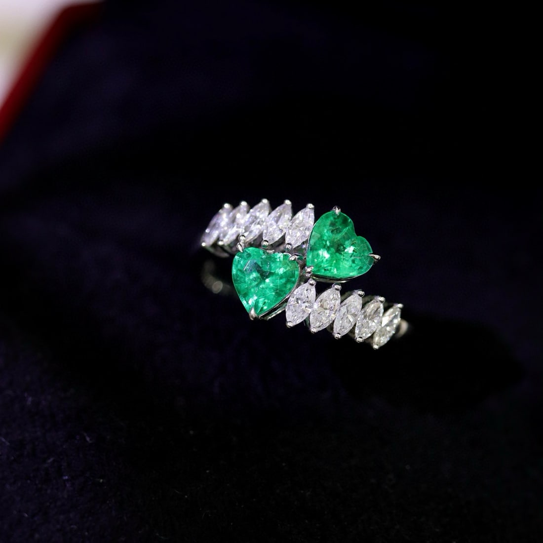 14k Gold 1.52 Ctw Vivid Green Natural Emerald & Diamond & Toi Et Moi Ring - 2