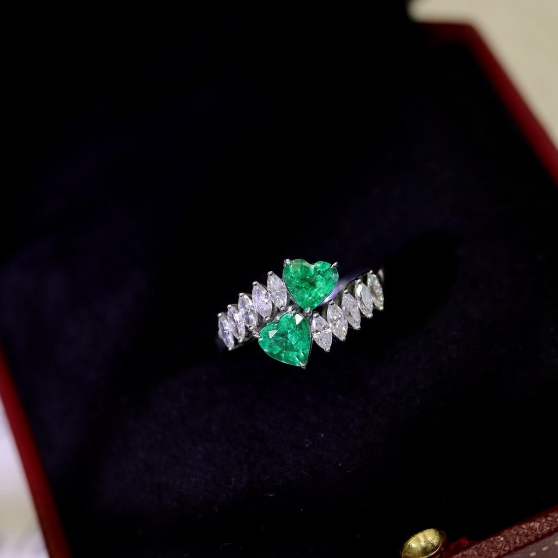 14k Gold 1.52 Ctw Vivid Green Natural Emerald & Diamond & Toi Et Moi Ring - 4