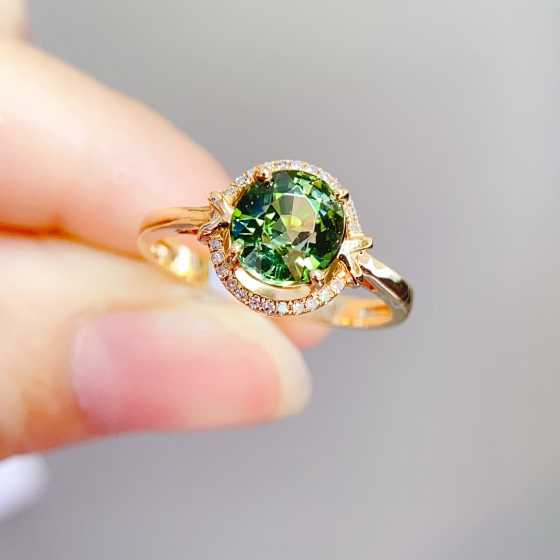 14k Gold 1.9 Ct Natural Tourmaline & Diamond Ring - 4