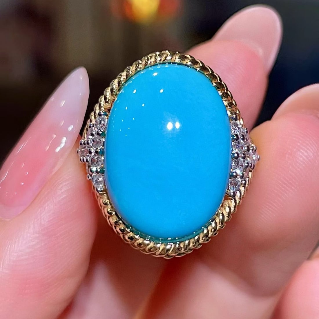 14k Gold 10.54 Ctw Natural Blue Turquoise & Diamond Ring: Ref:231073021 // gold content:14k gold // ring size:7. 25us // // main gemstone:blue turquoise // shape:oval // carat weight:10. 19ct // color:blue // treatment:natural // // adjacent gemstone 2 :