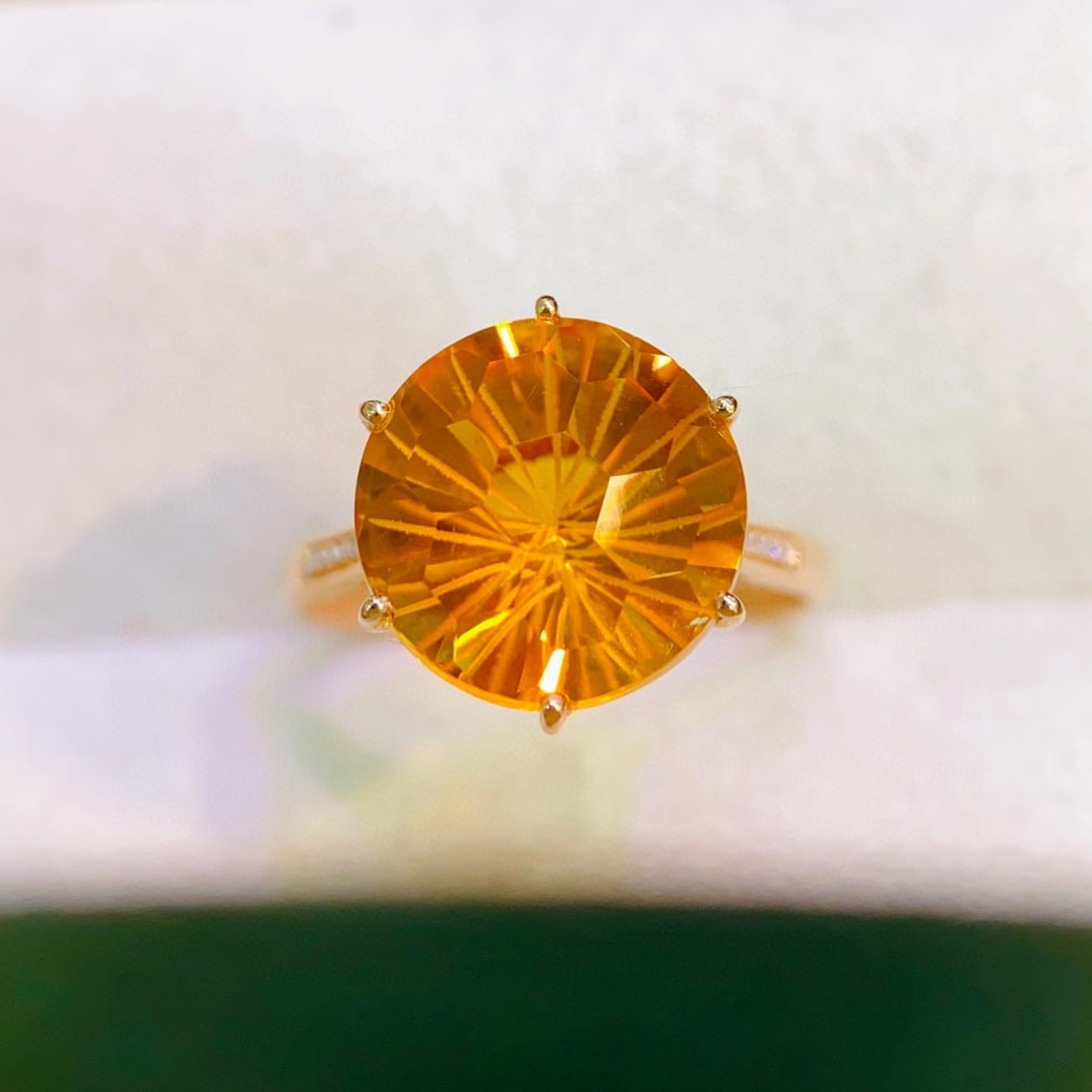 14k Gold 6.18 Ctw Natural Citrine & Diamond Ring: Ref:231073131 // gold content:14k gold // ring size:7. 25us // // main gemstone:citrine // shape:round // carat weight:6. 15ct // color:yellow // treatment:natural // cut grade:g // // adjacent gemsto