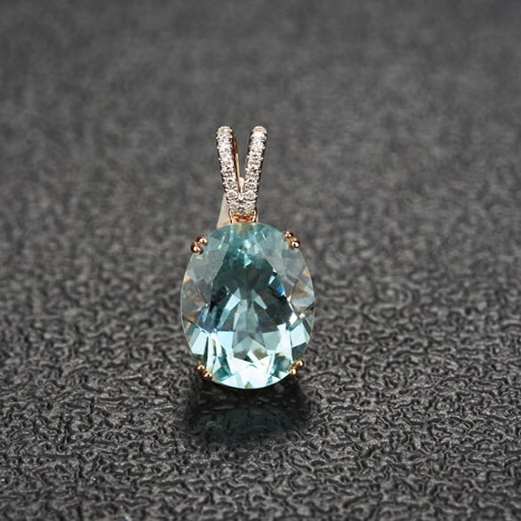 14k Gold 3.74 Ct Natural Aquamarine & Diamond Pendant( Without Chain ): Ref:231073160 // gold content:14k gold // main gemstone:aquamarine // shape:oval // carat weight:3. 74ct // color:santa maria color // treatment:natural // // adjacent gemstone 2 : diamond //