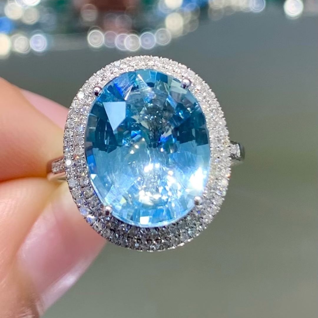 14k Gold 4.35 Ct Natural Aquamarine & Diamond Ring - 4
