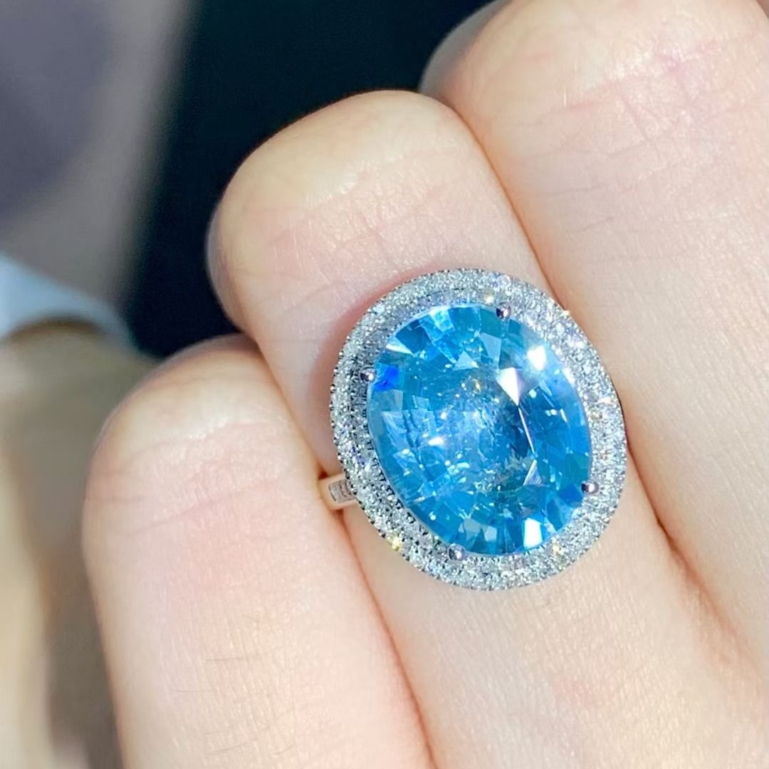 14k Gold 4.35 Ct Natural Aquamarine & Diamond Ring - 5