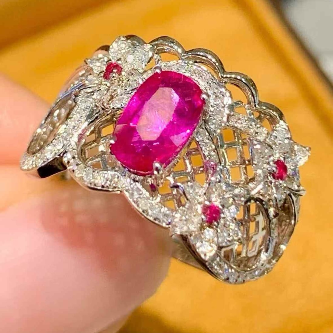 14k Gold 1.25 Ct Natural Ruby & Diamond Ring - 2