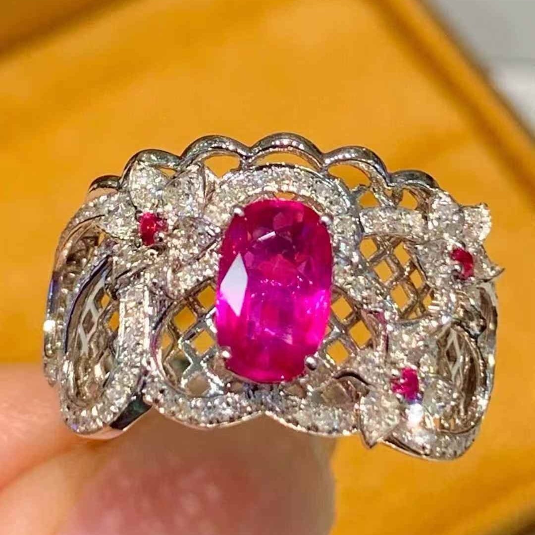 14k Gold 1.25 Ct Natural Ruby & Diamond Ring - 3