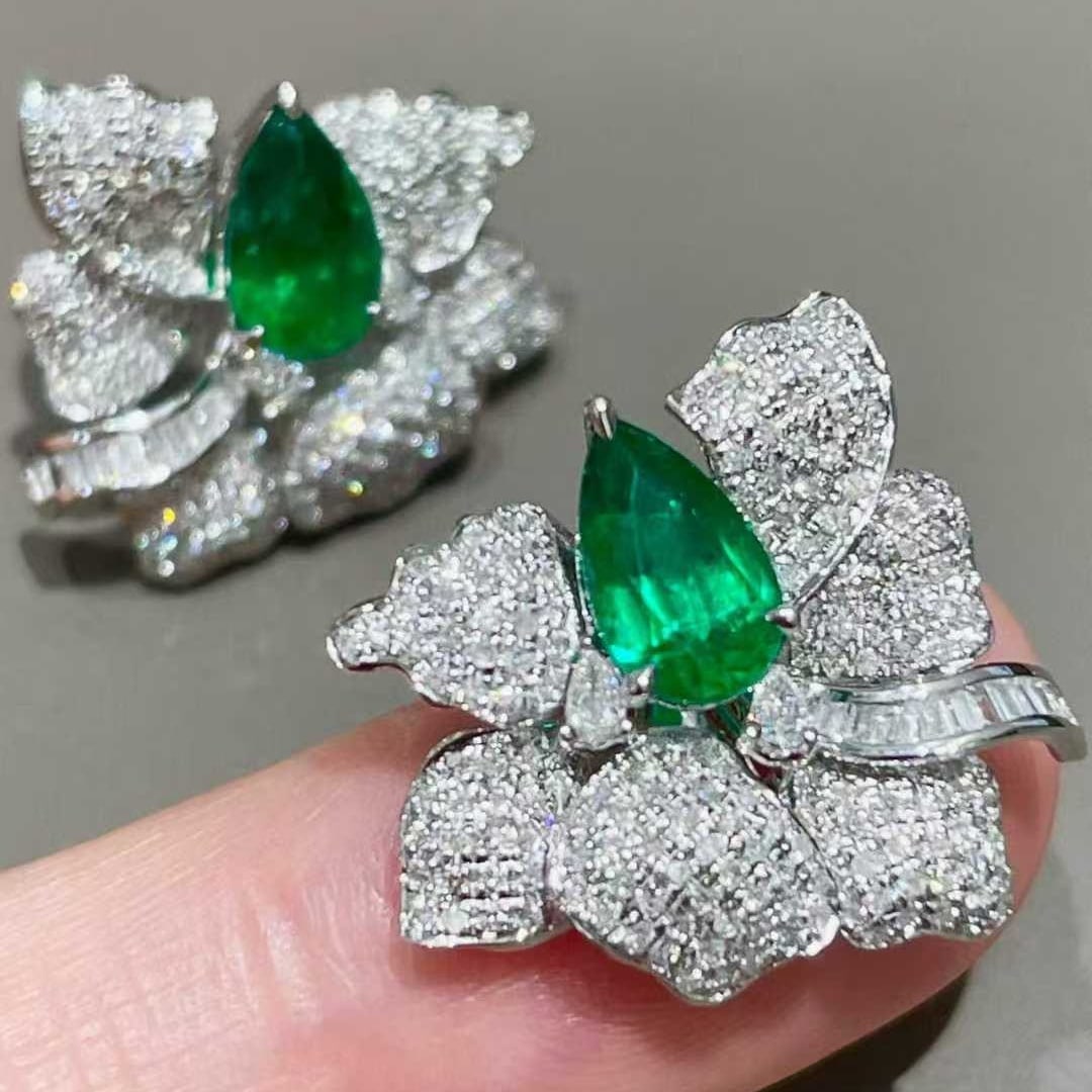 14k Gold 3.05 Ctw Vivid Green Natural Emerald & Diamond Earrings - 6