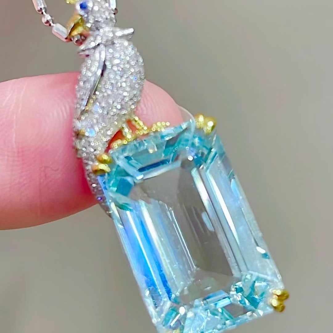 14k Gold 8.5 Ct Natural Aquamarine & Diamond Pendant( Without Chain ) - 2