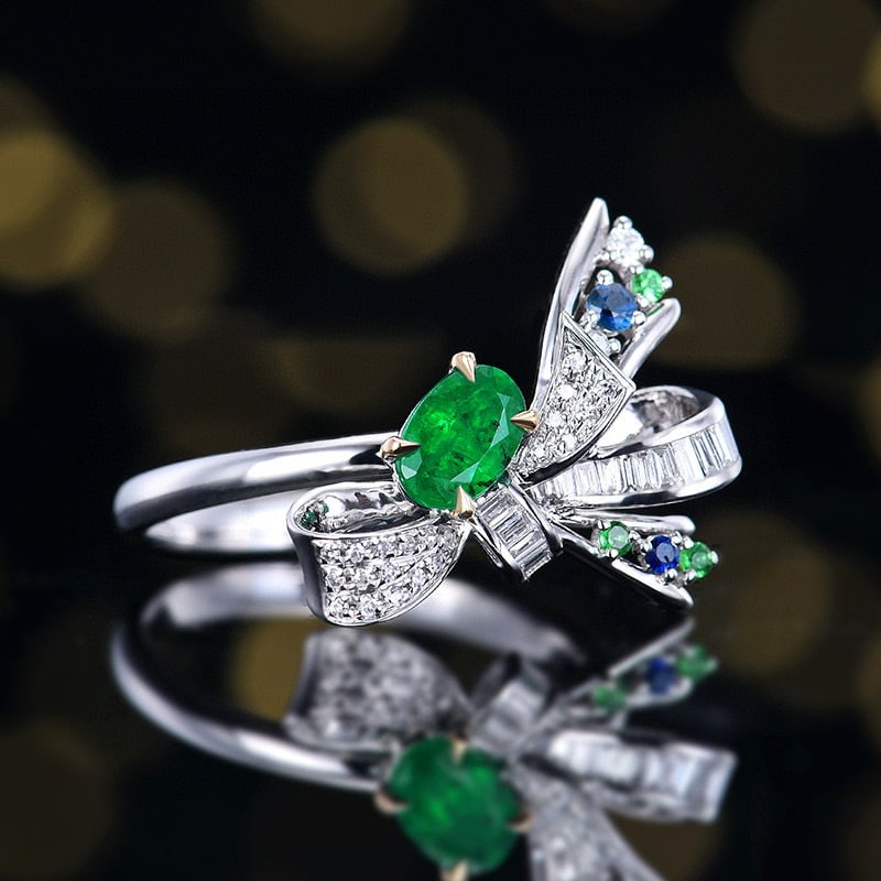 14k Gold 0.6 Ctw Vivid Green Natural Emerald & Diamond Ring - 3