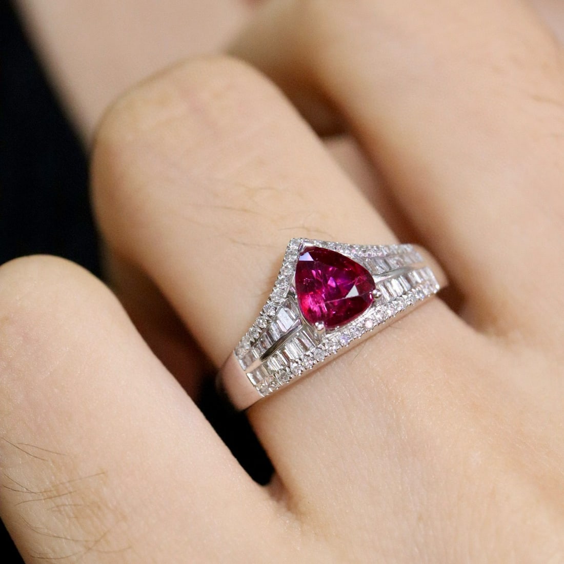 14k Gold 1.39 Ctw Natural Ruby & Diamond Ring - 6