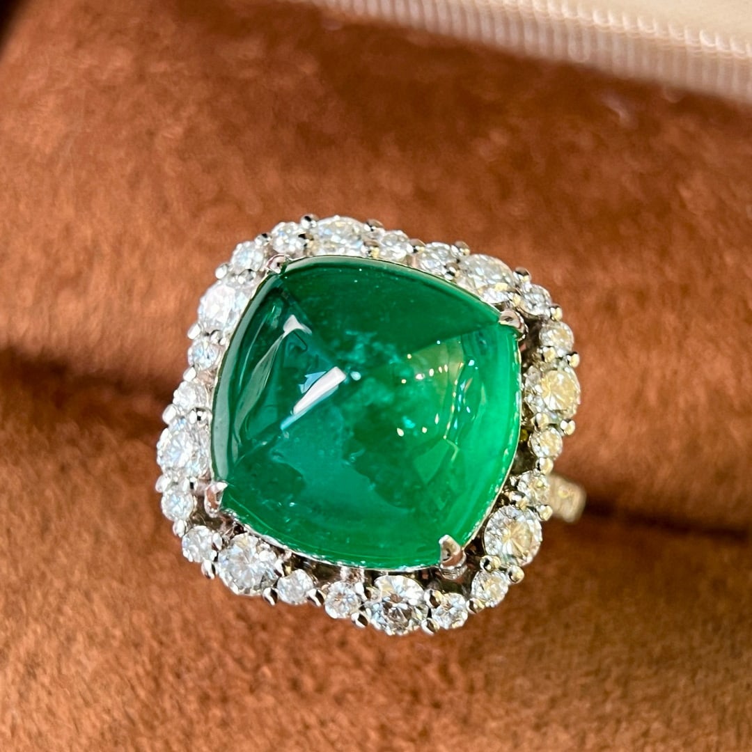 14k Gold 11.84 Ctw Natural Emerald & Diamond Ring/pendant( Without Chain ): Ref:231074039 // gold content:14k gold // ring size:7. 25us // // main gemstone:emerald // shape:sugar-loaf // carat weight:10. 62ct // color:green // treatment:natural // // adjacent gemstone 2 :