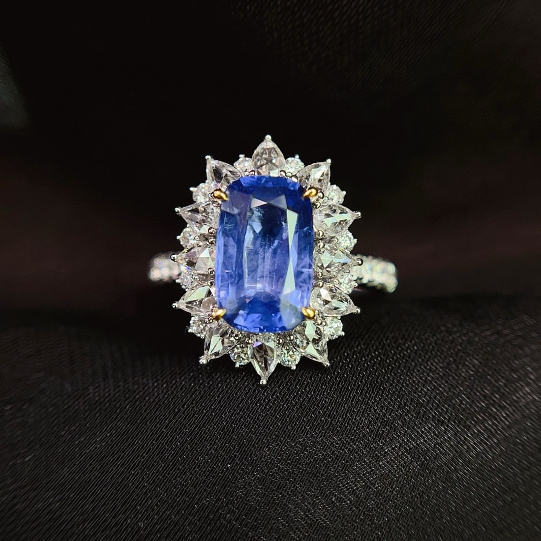 14k Gold 4.18 Ctw Natural Sapphire & Diamond Ring/pendant( Without Chain ): Ref:231074049 // gold content:14k gold // ring size:7. 25us // // main gemstone:sapphire // shape:cushion // carat weight:3. 10ct // color:blue // treatment:natural // // adjacent gemstone 2 :