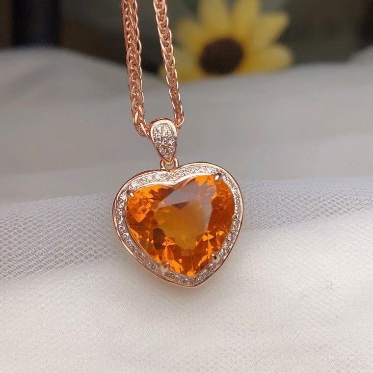 14k Gold 5.65 Ct Natural Citrine & Diamond Pendant( Without Chain ): Ref:231074065 // gold content:14k gold // main gemstone:citrine // shape:heart // carat weight:5. 65ct // color:yellow // treatment:natural // // adjacent gemstone 2 : diamond // number of stones:54