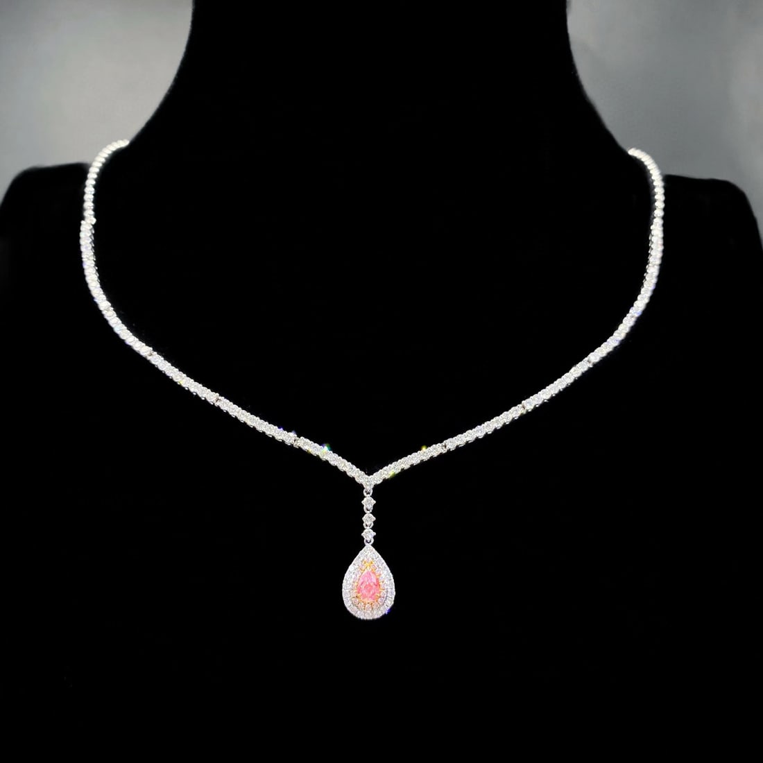 Gia Certified 14k Gold 1.78 Ctw Natural Pink Diamond & Diamond Necklace: Ref:231074078 // gold content:14k gold // main gemstone:pink diamond // certified:gia // shape:pear // carat weight:0. 3ct // clarity grade:si2 // color:pink // treatment:natural // // adjacent