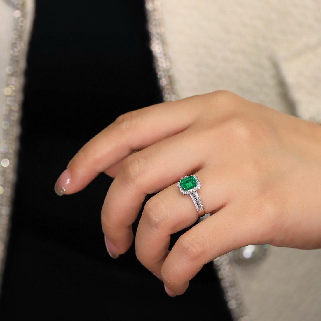 14k Gold 1.43 Ct Vivid Green Natural Emerald & Diamond Ring - 5