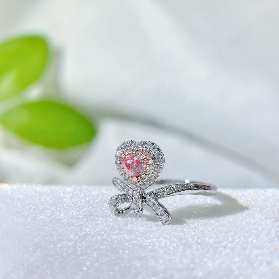 14k Gold 0.64 Ctw Natural Pink Diamond & Diamond Ring: Ref:231074088 // gold content:14k gold // ring size:7. 25us // // main gemstone:pink diamond // shape:heart // carat weight:0. 33ct // color:pink // treatment:natural // // adjacent gemstone 2 :