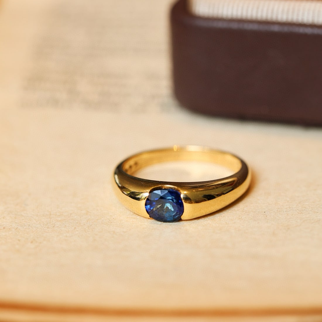 14k Gold 1.10 Ct Natural Sapphire Ring: Ref:231074125 // gold content:14k gold // ring size:7. 25us // // main gemstone:sapphire // shape:oval // carat weight:1. 10ct // color:blue // treatment:natural //