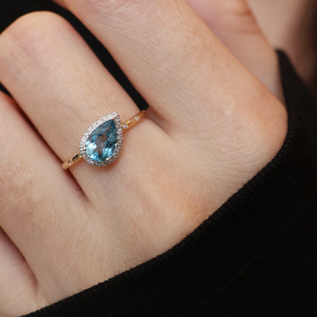 14k Gold 0.88 Ct Natural Aquamarine & Diamond Ring - 6