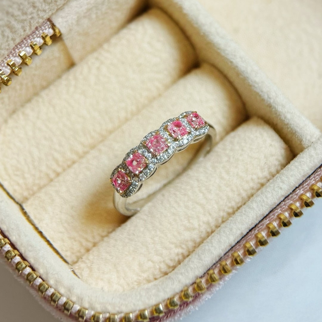 14k Gold 0.67 Ctw Natural Pink Diamond & Diamond Ring: Ref:231074169 // gold content:14k gold // ring size:7. 25us // // main gemstone:pink diamond // shape:cushion // carat weight:0. 52ct // color:pink // treatment:natural // // adjacent gemstone 2 :