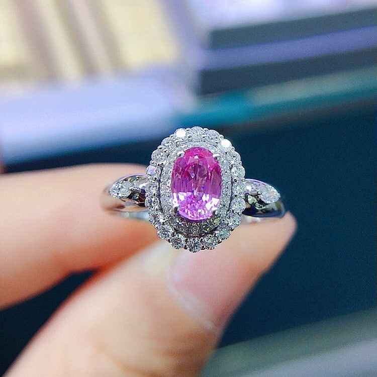 14k Gold 1.09 Ctw Natural Padparadscha Sapphire & Diamond Ring: Ref:231074183 // gold content:14k gold // ring size:7. 25us // // main gemstone:padparadscha sapphire // shape:oval // carat weight:0. 75ct // color:orangish pink // treatment:natural // // adjacent