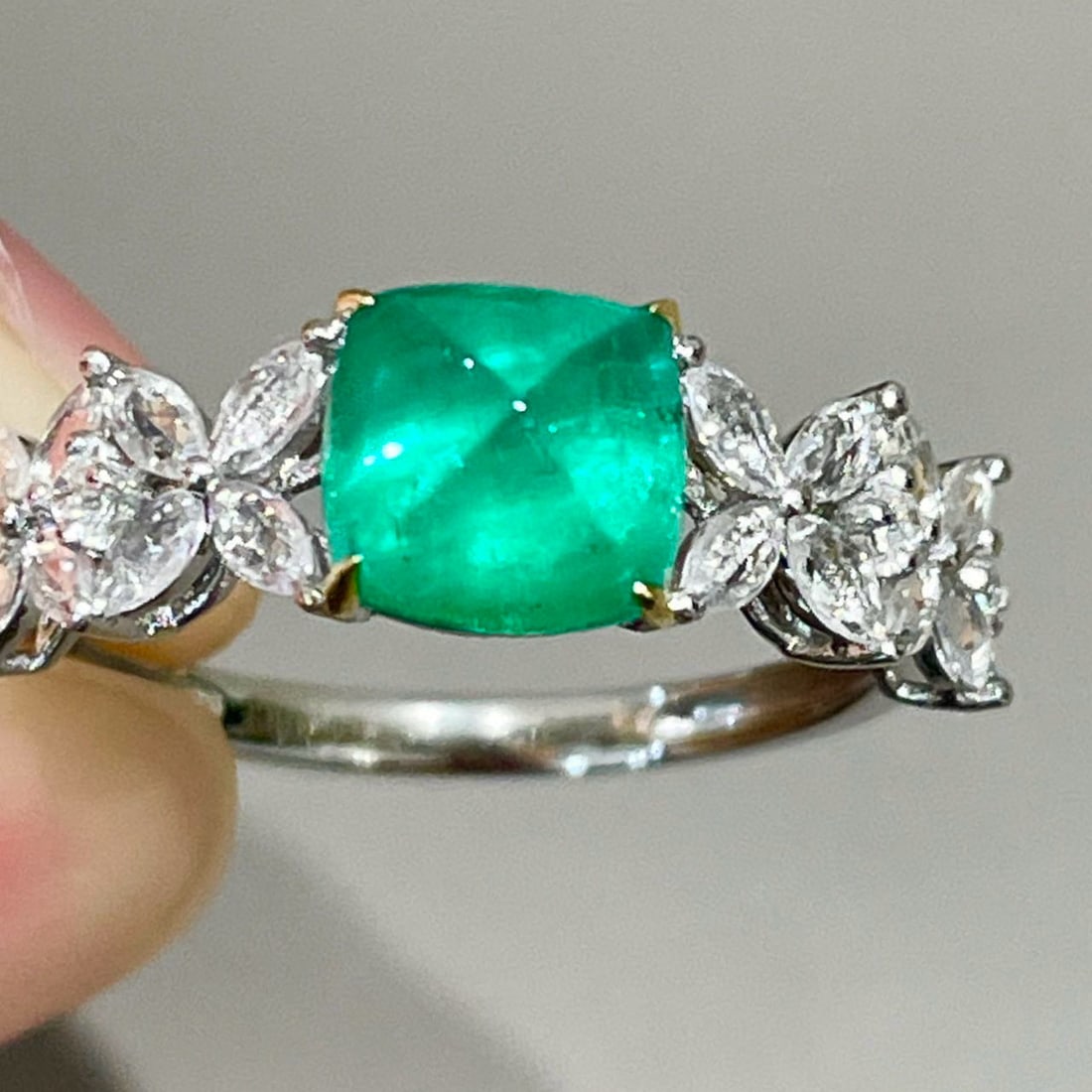 14k Gold 1.43 Ct Natural Emerald & Sapphire Ring - 3