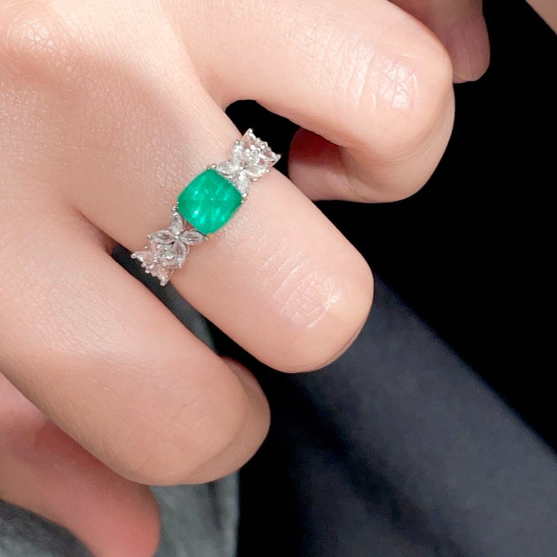 14k Gold 1.43 Ct Natural Emerald & Sapphire Ring - 5