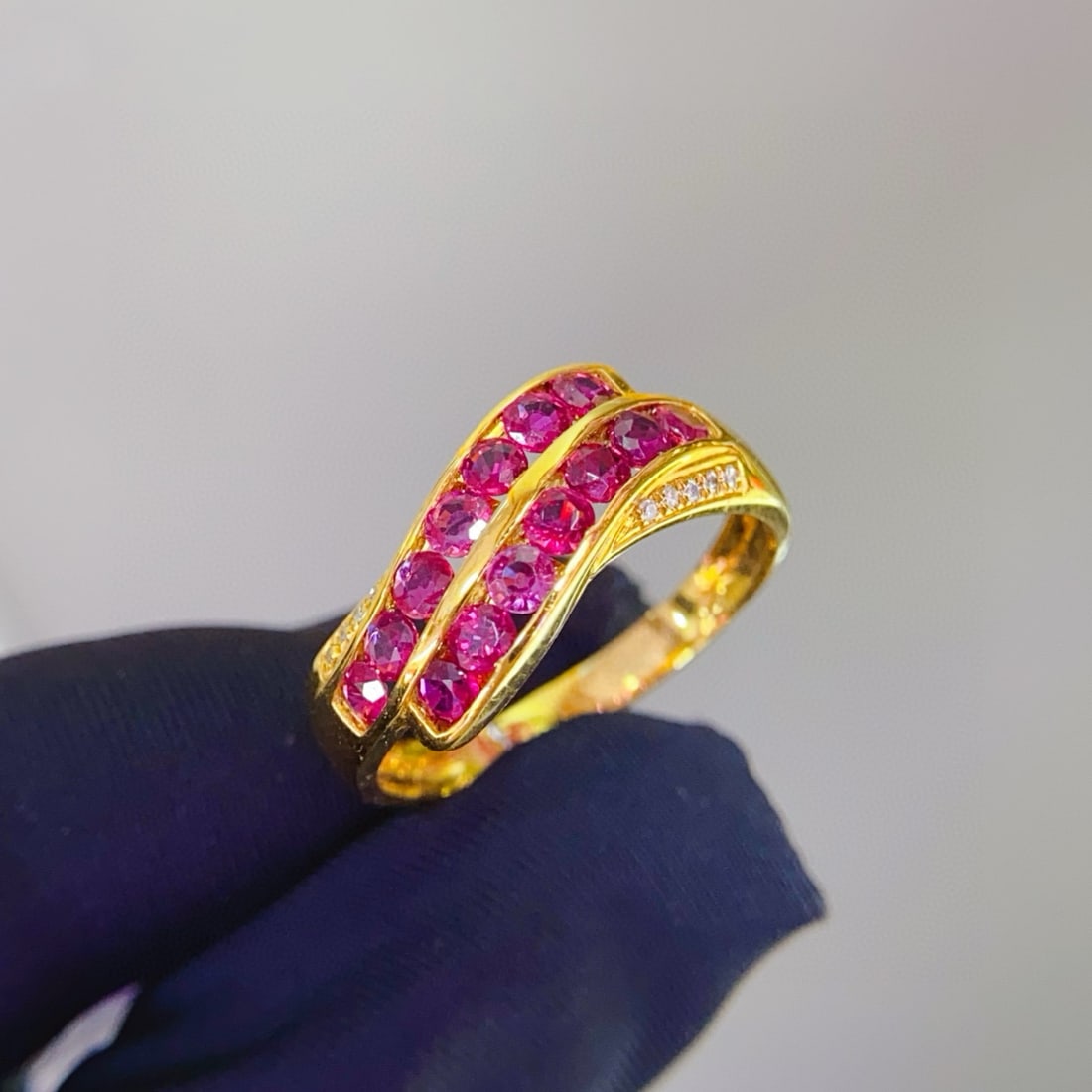14k Gold 1.2 Ct Natural Ruby & Diamond Ring: Ref:231074211 // gold content:14k gold // ring size:7. 25us // // main gemstone:ruby // shape:round // carat weight:1. 2ct // color:red // treatment:natural // cut grade:g // // adjacent gemstone 2 :