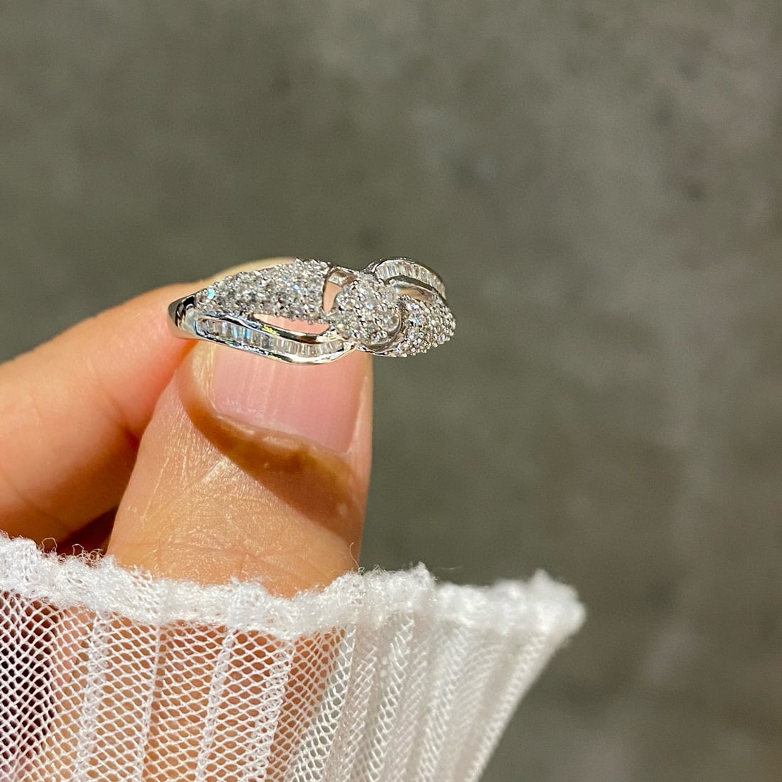 14k Gold 0.5 Ct Natural H Diamond Ring - 2