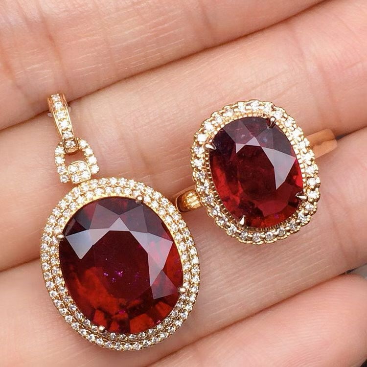 14k Gold 10.5 Ct Natural Tourmaline & Diamond Jewelry Set - 2