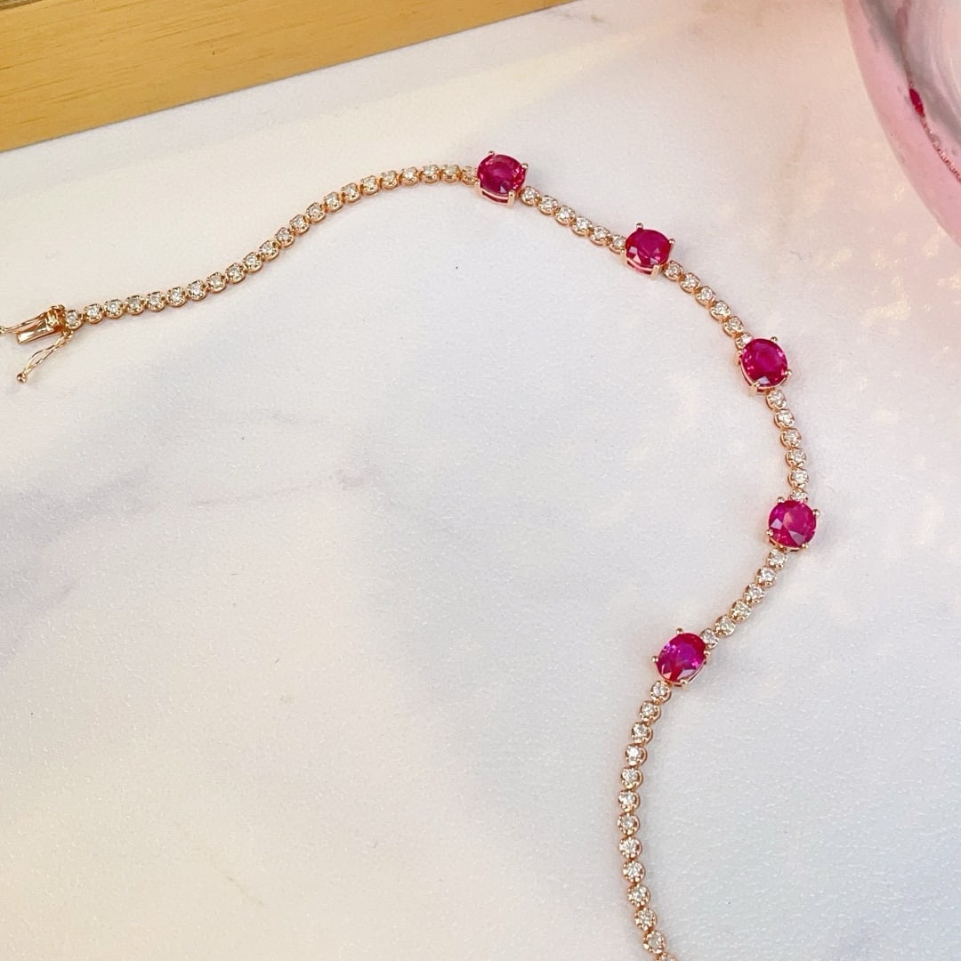 14k Gold 3.46 Ctw Natural Ruby & Diamond Bracelet: Ref:231074280 // gold content:14k gold // main gemstone:ruby // number of stones:5 // shape:oval // carat weight:2. 80ct // color:red // treatment:natural // // adjacent gemstone 2 : diamond //