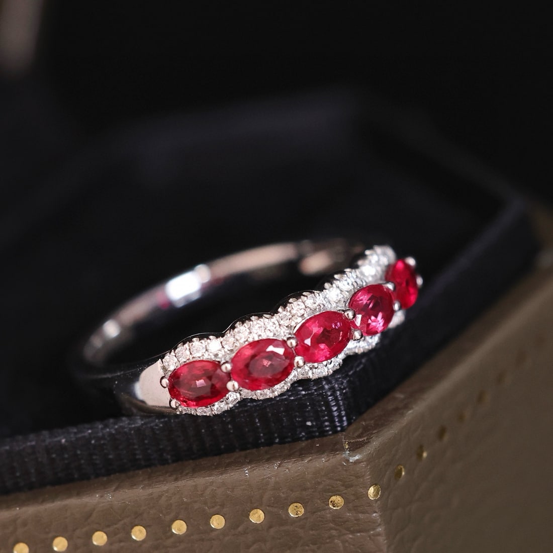 14k Gold 0.79 Ctw Natural Ruby & Diamond Ring - 4