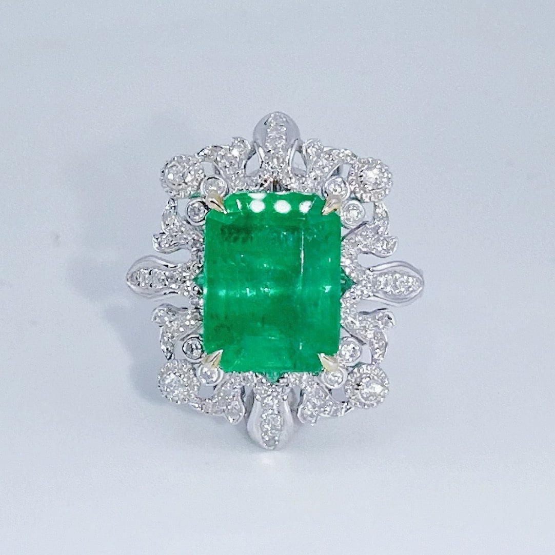 14k Gold 3.44 Ct Vivid Green Natural Emerald & Diamond Ring/pendant( Without Chain ): Ref:231074361 // gold content:14k gold // ring size:7. 25us // // main gemstone:emerald // shape:octagonal // carat weight:3. 44ct // color:vivid green // treatment:natural // // adjacent gemstone 2