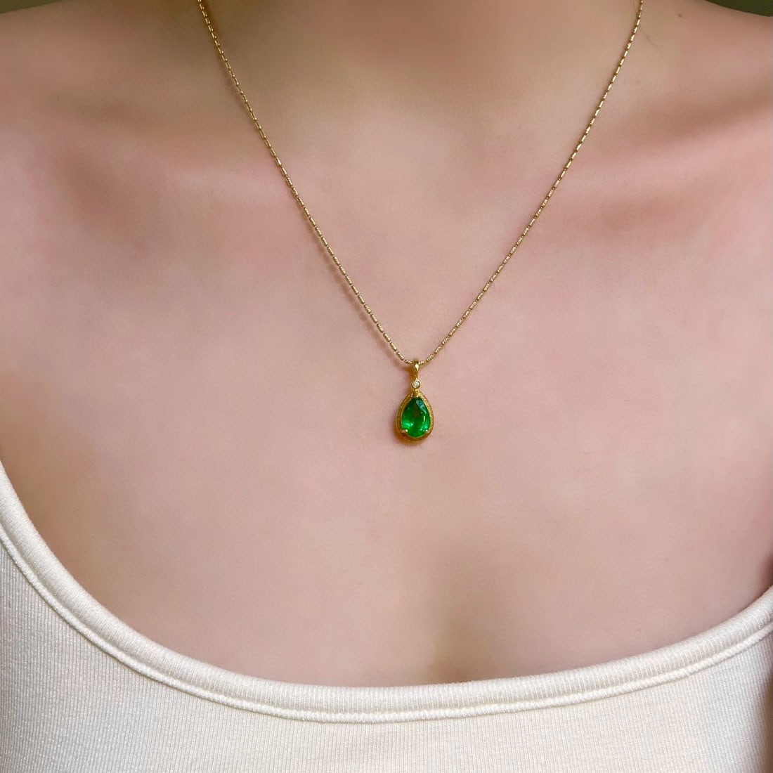14k Gold 1.72 Ctw Vivid Green Natural Emerald & Diamond Pendant( Without Chain ) - 5