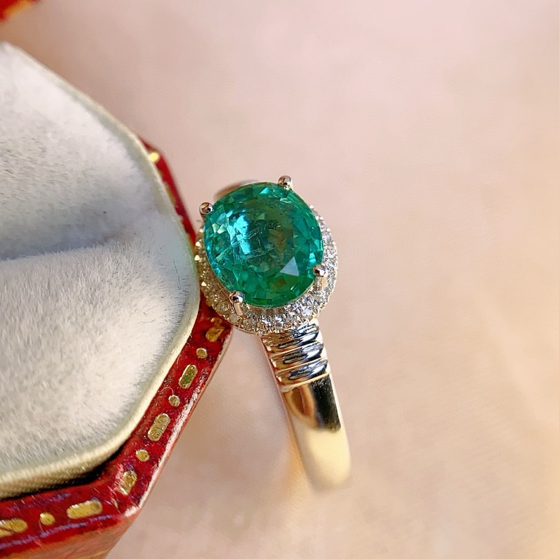 14k Gold 1.15 Ct Natural Emerald & Diamond Ring - 4