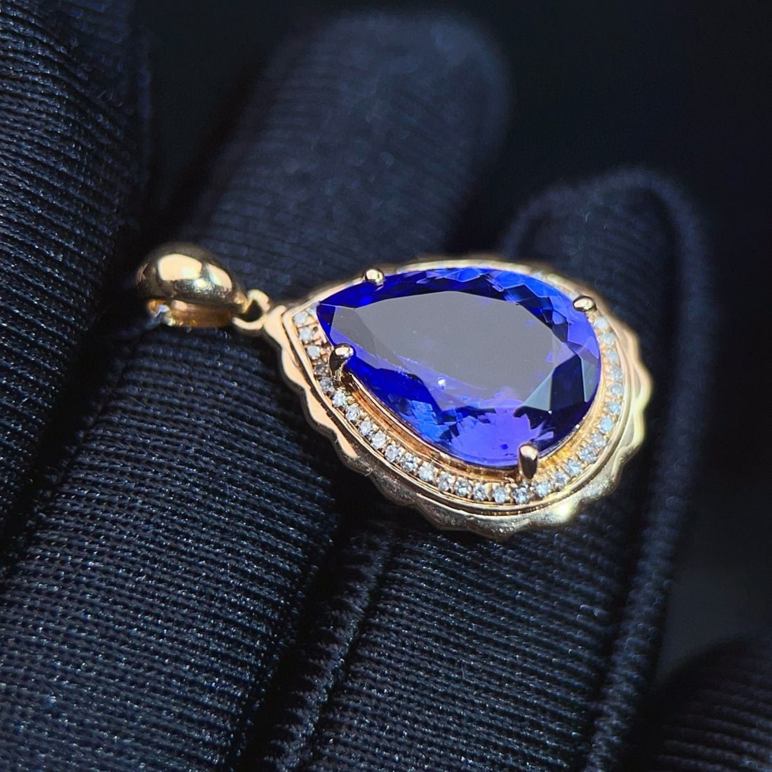 14k Gold 4.03 Ctw Natural Tanzanite & Diamond Pendant( Without Chain ) - 6
