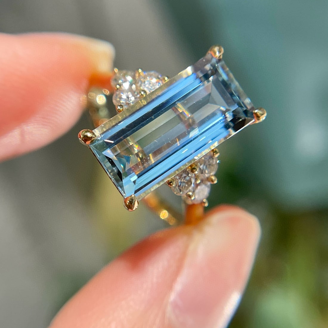 14k Gold 3.67 Ct Natural Aquamarine & Diamond Ring - 5