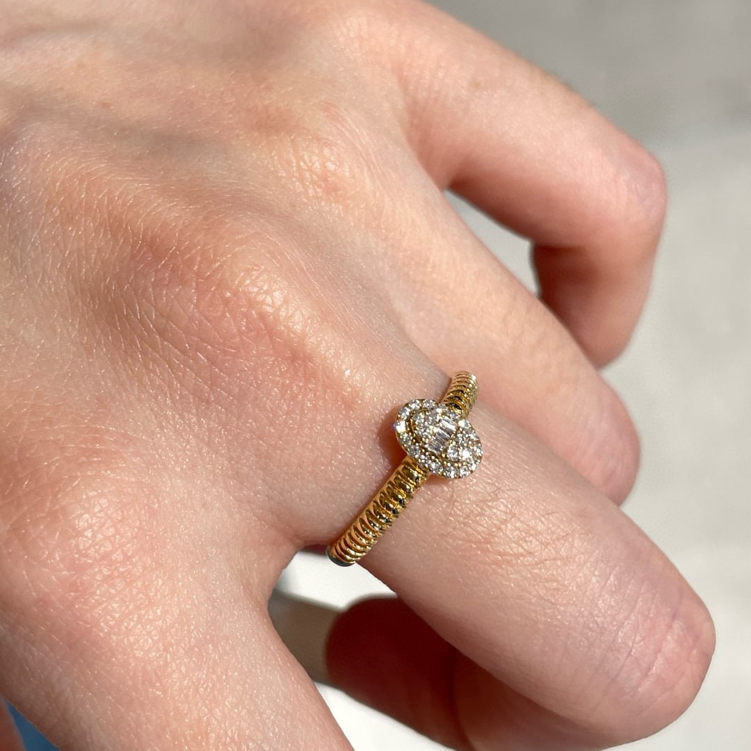 14k Gold 0.15 Ct Natural H Diamond Ring - 4