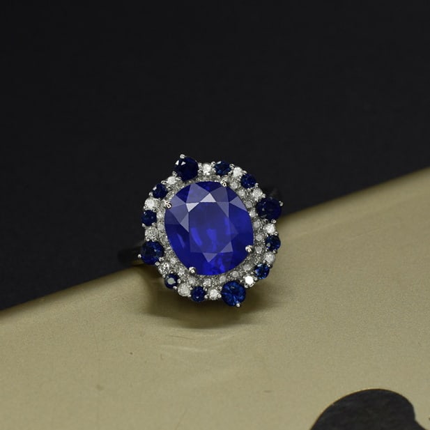 14k Gold 3.47 Ctw Natural Sapphire & Diamond Ring: Ref:231075002 // gold content:14k gold // ring size:7. 25us // // main gemstone:sapphire // shape:oval // carat weight:3. 15ct // color:blue // treatment:natural // // adjacent gemstone 2 : diamond