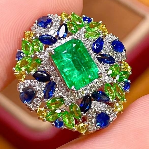 14k Gold 4.35 Ctw Vivid Green Natural Emerald & Sapphire & Tsavorite Earrings - 2