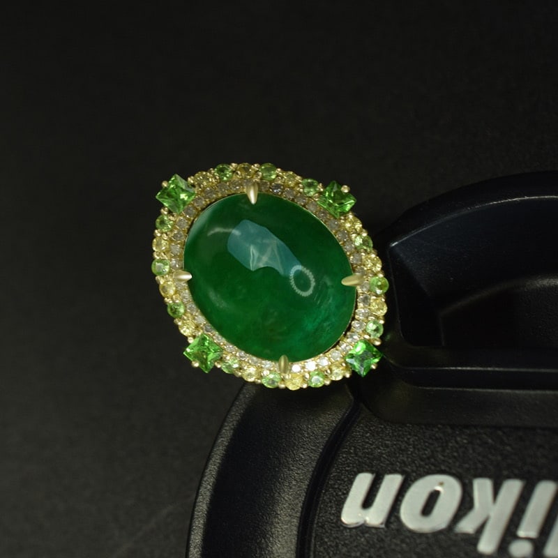 14k Gold 8.88 Ctw Natural Emerald & Diamond Ring - 2