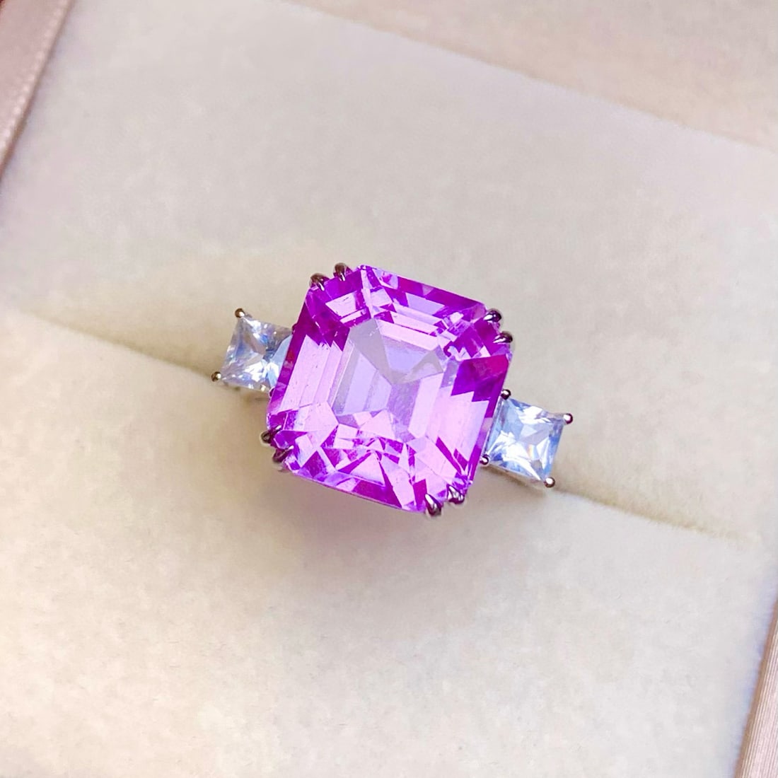 14k Gold 11.3 Ct Natural Kunzite & Sapphire Ring - 6