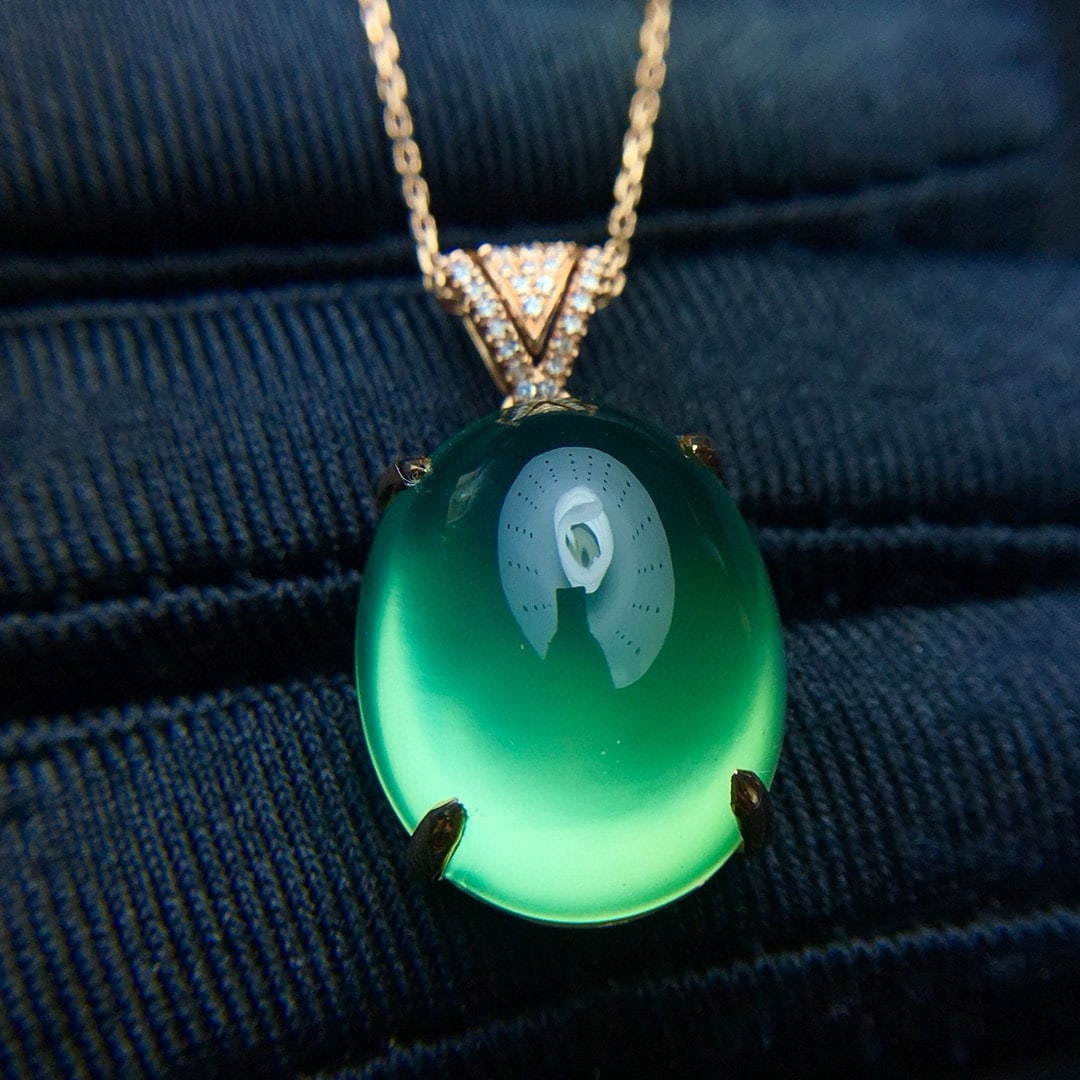 14k Gold 15.0 Ct Natural Prehnite & Diamond Pendant( Without Chain ) - 2