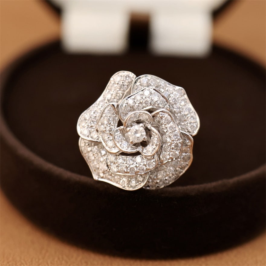 14k Gold 1.00 Ct Natural H Diamond & Flowers Ring: Ref:231076048 // gold content:14k gold // ring size:7. 25us // // main gemstone:diamond // shape:round // carat weight:1. 00ct // clarity grade:vs-si // color:h // treatment:natural // cut grade:g //