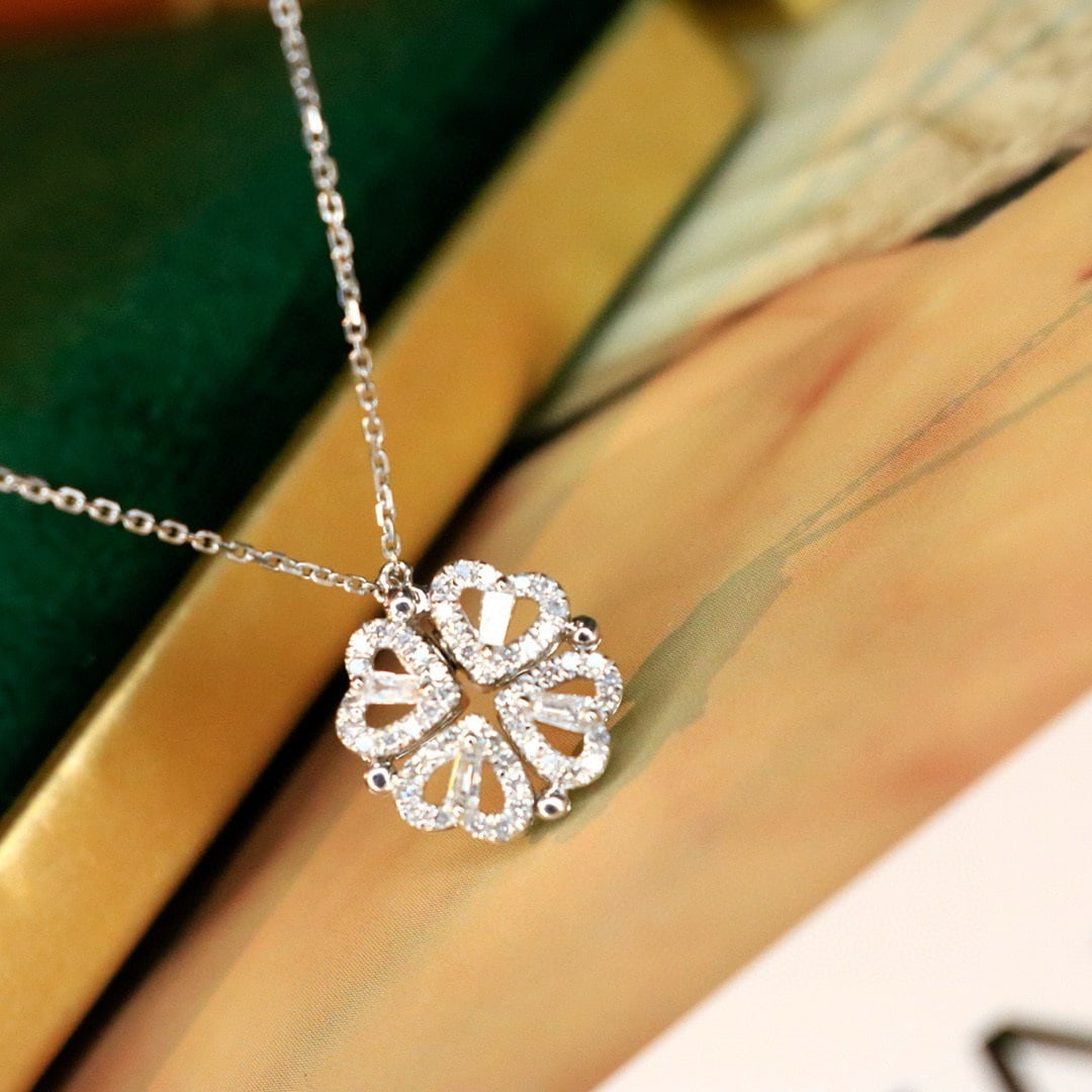 14k Gold 0.25 Ct Natural H Diamond Necklace: Ref:231076085 // gold content:14k gold // main gemstone:diamond // shape:multiple // carat weight:0. 25ct // clarity grade:vs-si // color:h // treatment:natural // Low Estimate: 2400 Condition: New